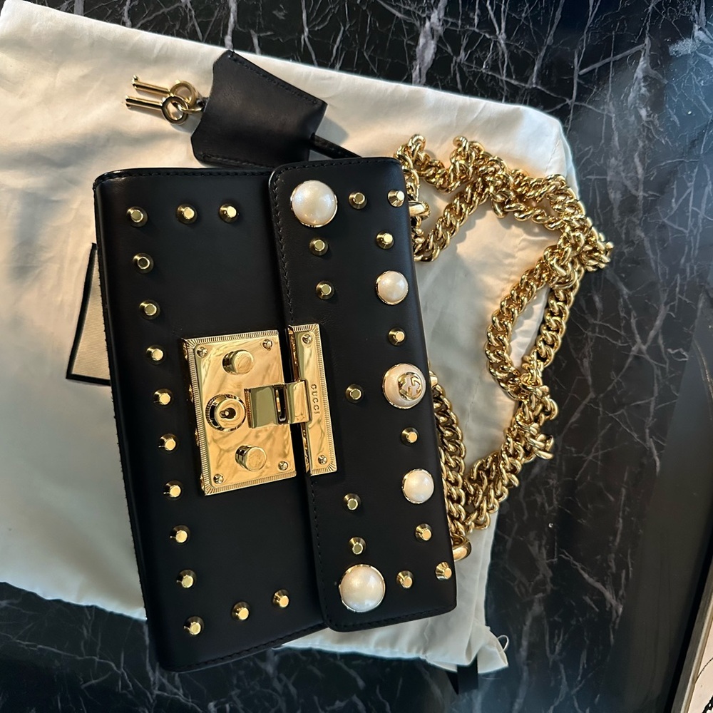 Gucci, pearl purse